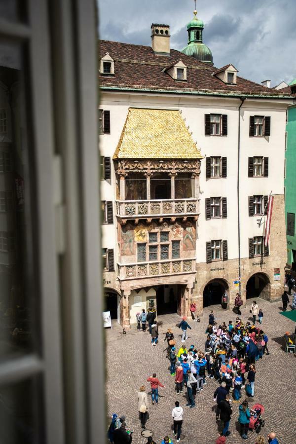 Golden Roof By Penz Appartement